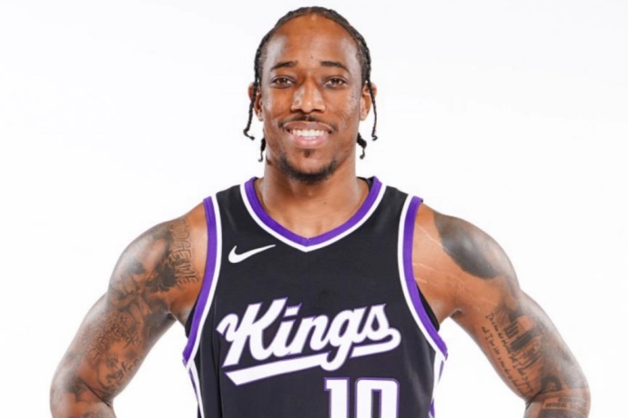 德罗赞愿降薪3500万加盟湖人,联手詹眉冲冠 德罗赞愿降薪3500万加盟湖人,联手詹眉冲冠